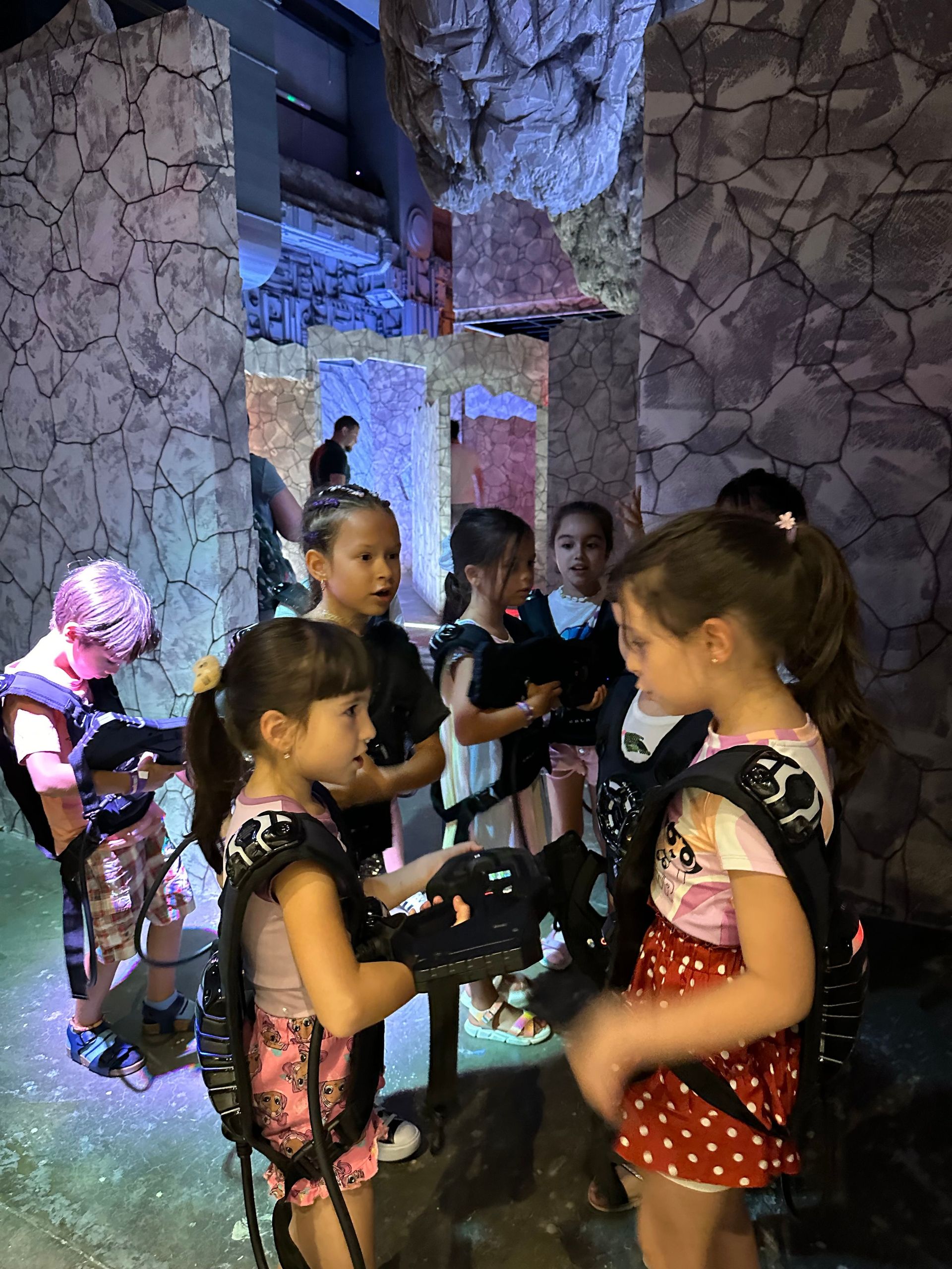 LaserTag Timisoara - Adrenalină și Distracție la Drimoland LaserTag Timisoara - Adrenalină și Distracție la Drimoland